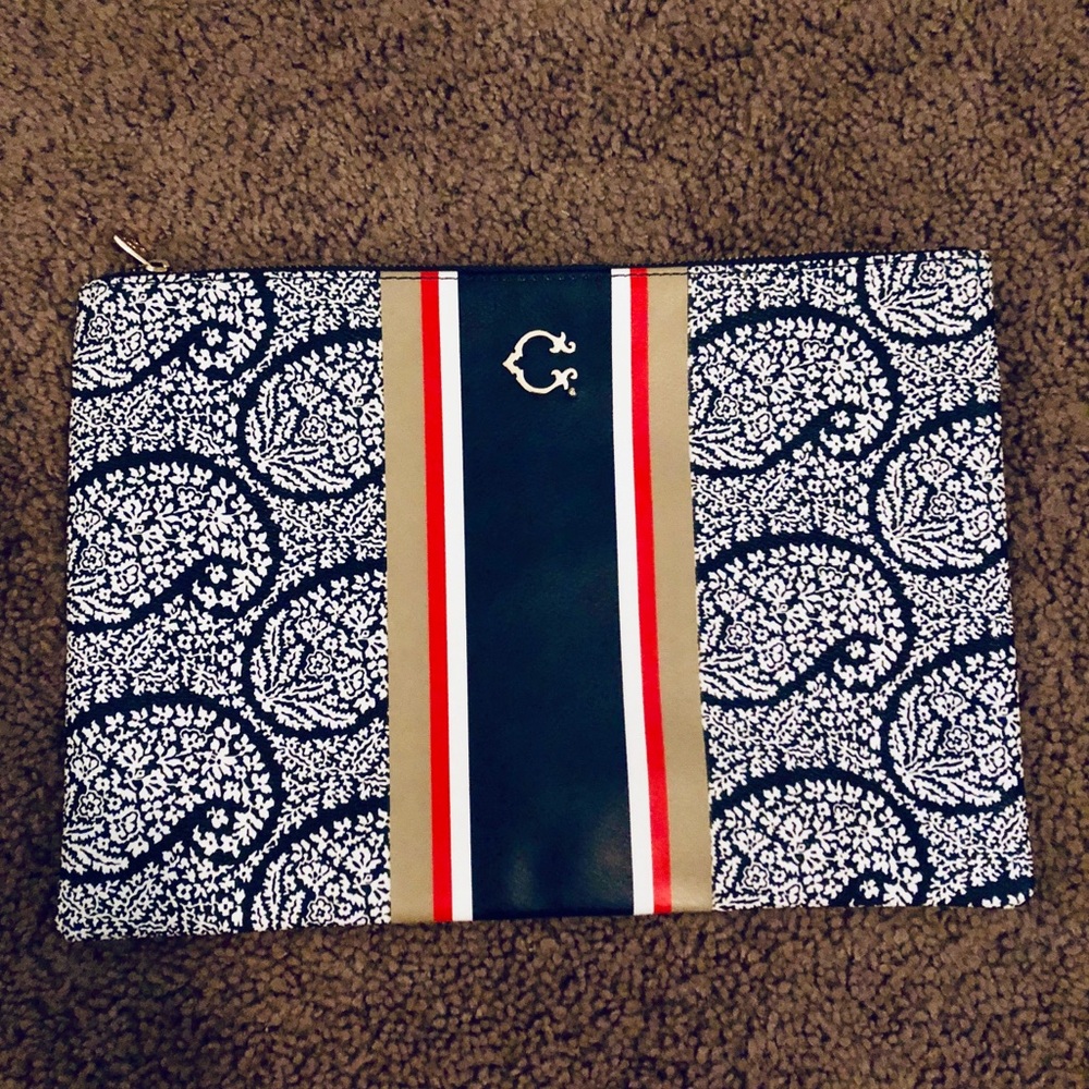 C. Wonder Clutch